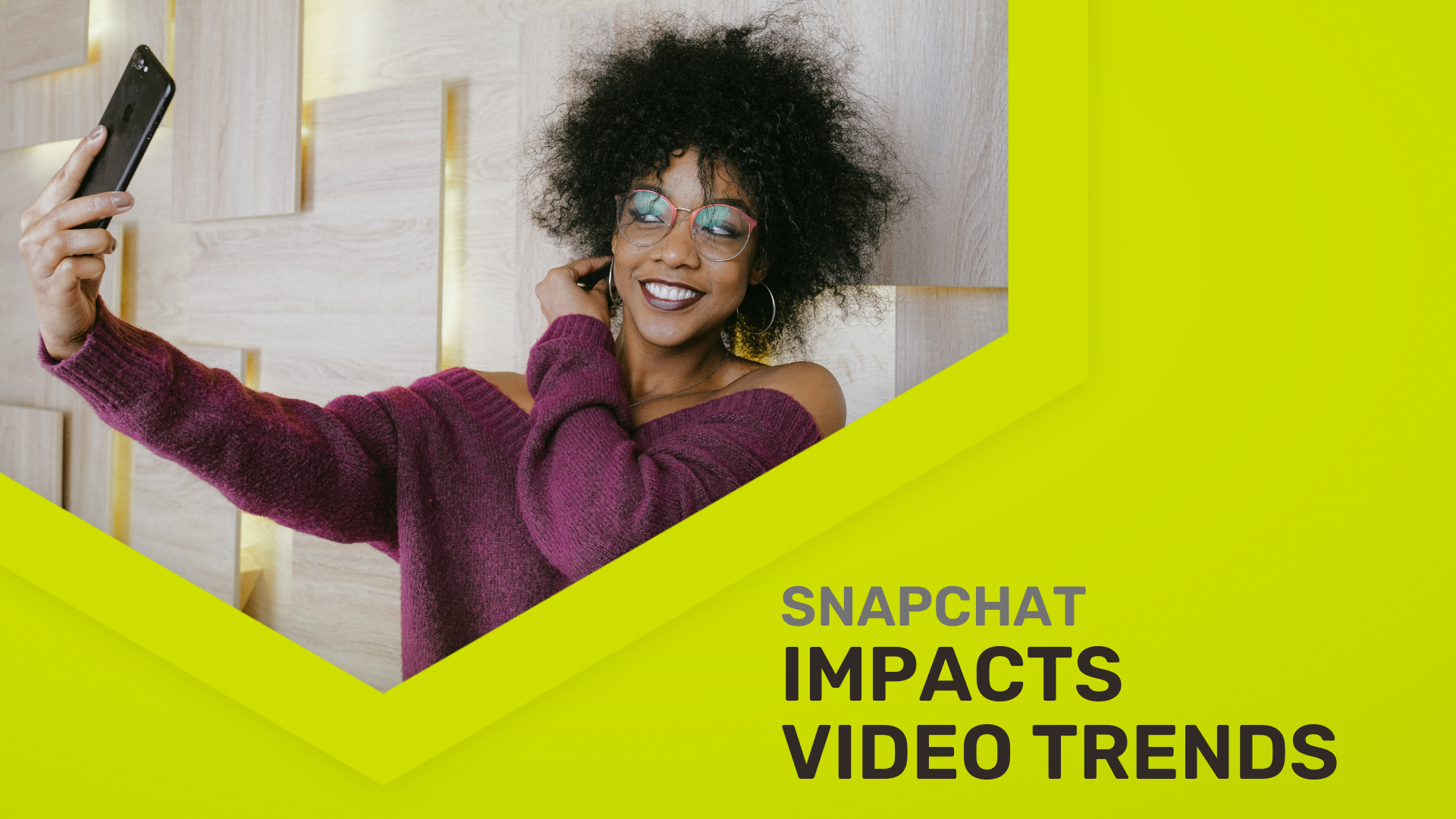 Creative marketing director testing how Snapchat impacts video marketing trends